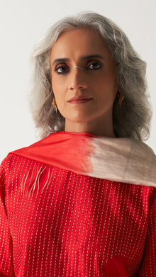  Ivory/Red