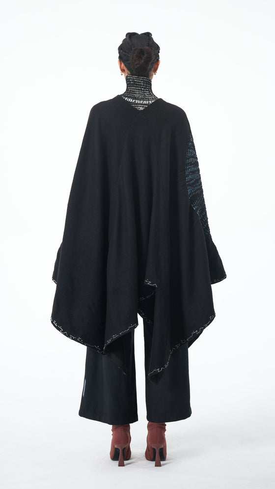 Knitter's Cape - Black