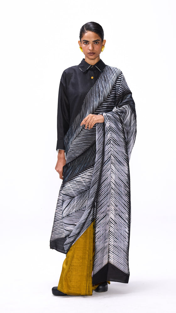 Strokes Saree - Ochre