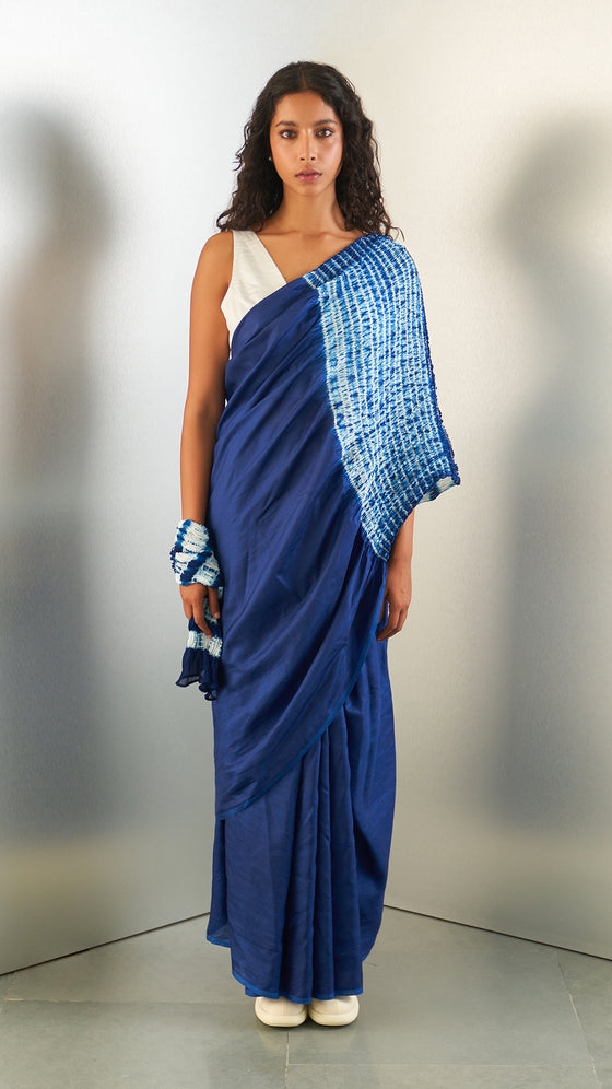 Flow Saree - Navy