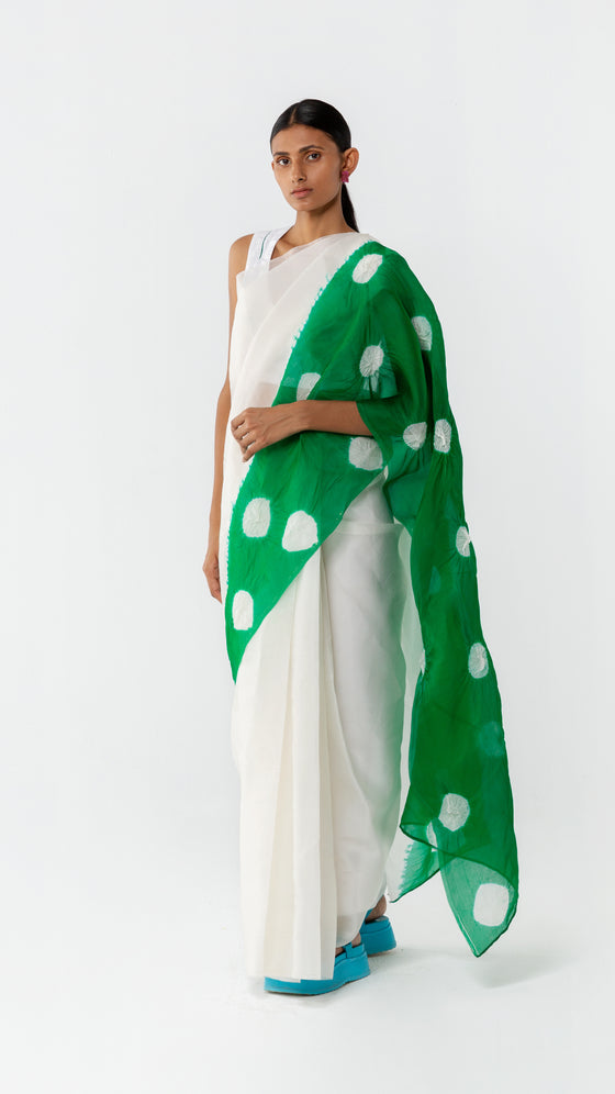 SEGMENT ORGANZA SAREE - WHITE/GREEN