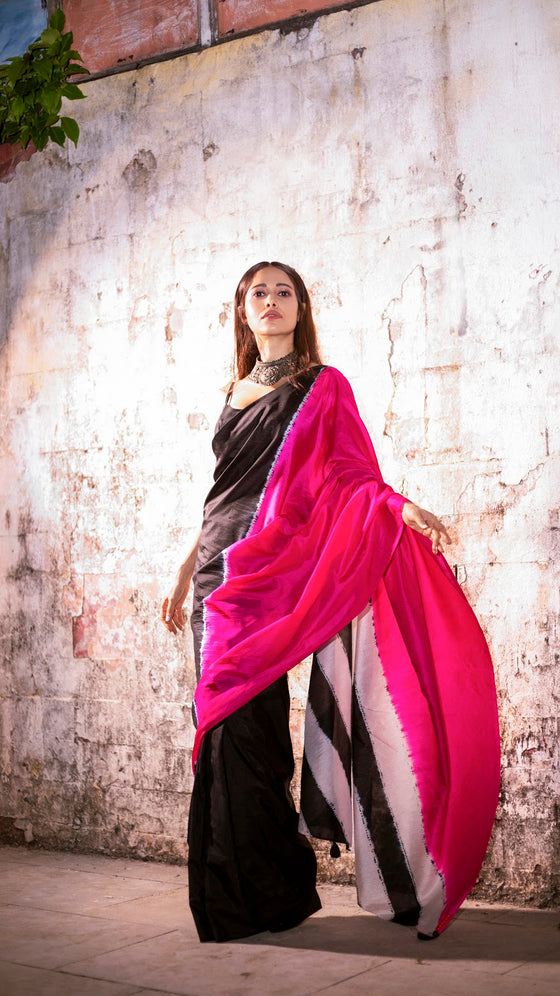 Fuchsia-Black Colour-blocked Shibori Saree