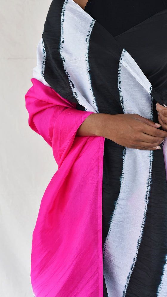 Fuchsia-Black Colour-blocked Shibori Saree