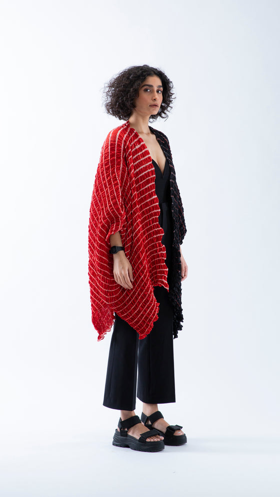 Nami Shell Cape - Rust Red/Black
